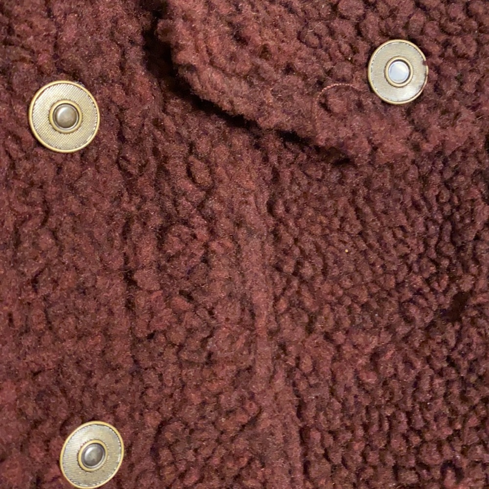 Sherpa Jacket - Picture 2 of 4